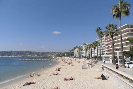 301-Studio Au Calme Entierement Renove Antibes Exteriör bild